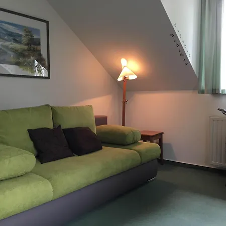 Garni Und Gaststaette Zum Holzfaeller